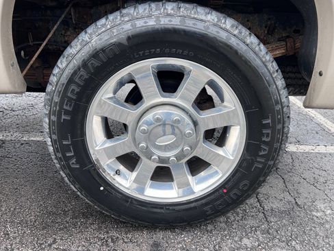 Used 2009 Ford F250 Lariat AWD/4WD image 17