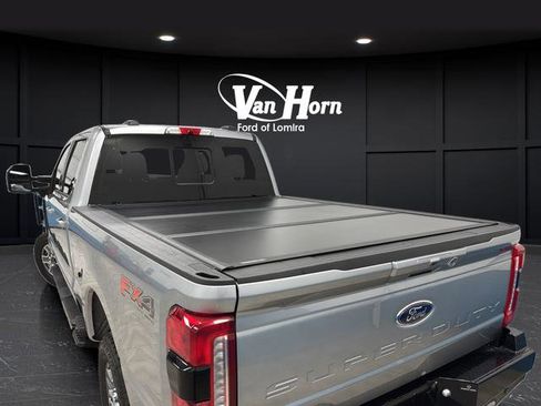 Used 2024 Ford F250 Lariat w/ Lariat Ultimate Package AWD/4WD image 32