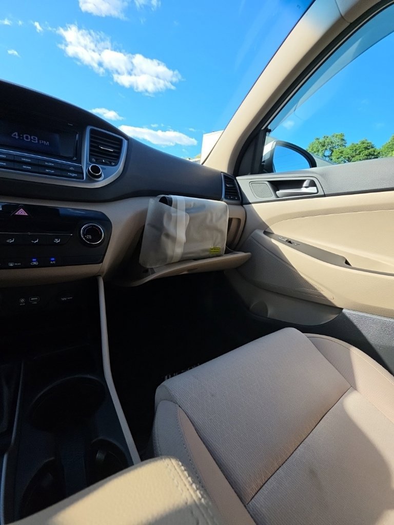 Used 2017 Hyundai Tucson SE w/ SE Popular Package 02 AWD/4WD image 24