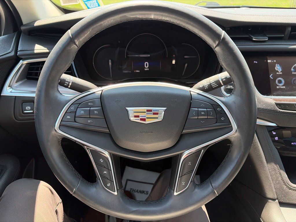 Used 2018 Cadillac XT5 Premium Luxury AWD/4WD image 5