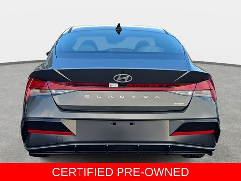 Used 2026 Hyundai Elantra Limited FWD image 6