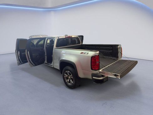 Used 2015 Chevrolet Colorado Z71 image 10