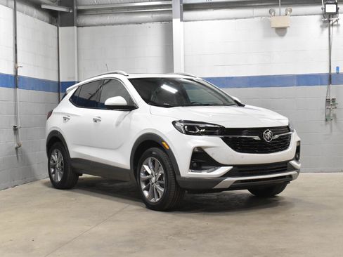 Used 2023 Buick Encore GX Essence w/ Advanced Technology Package AWD/4WD image 30