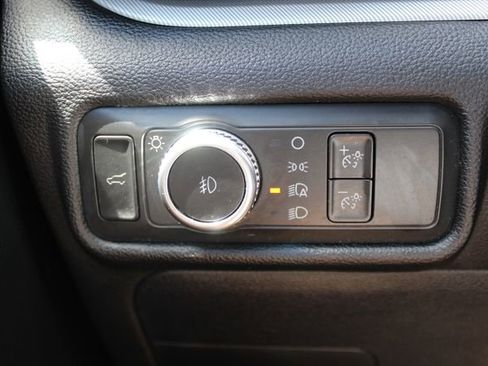 Used 2021 Ford Explorer XLT w/ Equipment Group 202A image 15