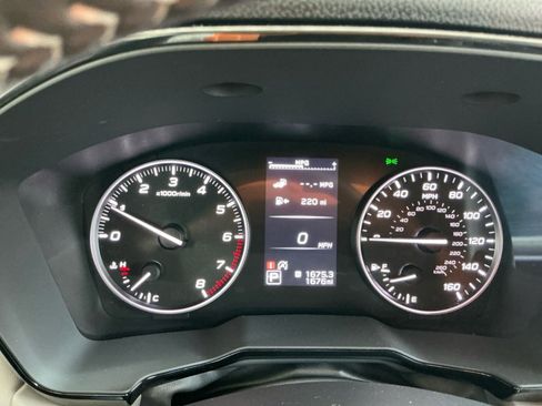 Used 2025 Subaru Outback Premium w/ Popular Package #1A image 14