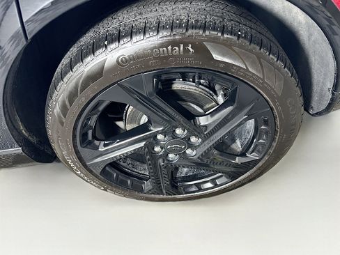 Used 2024 Chevrolet Equinox EV RS image 11