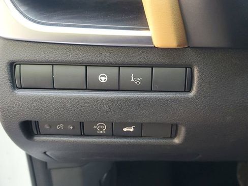 Certified 2023 Nissan Rogue Platinum w/ Platinum Premium Package FWD image 28