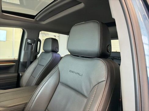 Used 2025 GMC Sierra 1500 Denali AWD/4WD image 17