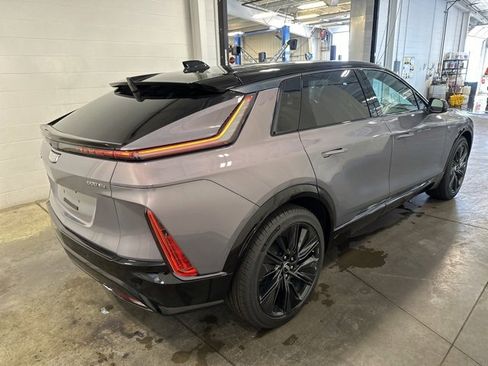 New 2024 Cadillac Lyriq Sport w/ Nappa Leather Package image 4