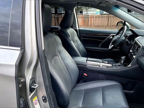 Used 2019 Lexus RX 350 image 10