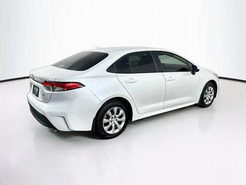 Used 2026 Toyota Corolla LE FWD image 9