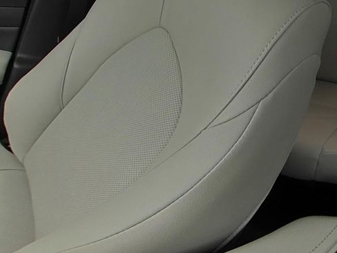 Used 2026 Toyota Grand Highlander FWD image 12