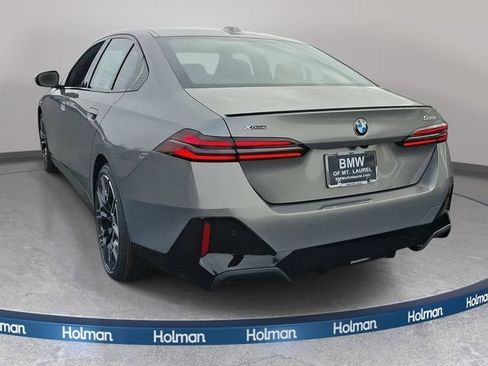 Certified 2026 BMW 530i xDrive w/ M Sport Package AWD/4WD image 3