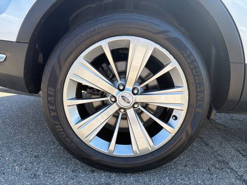 Used 2018 Ford Explorer Limited AWD/4WD image 10
