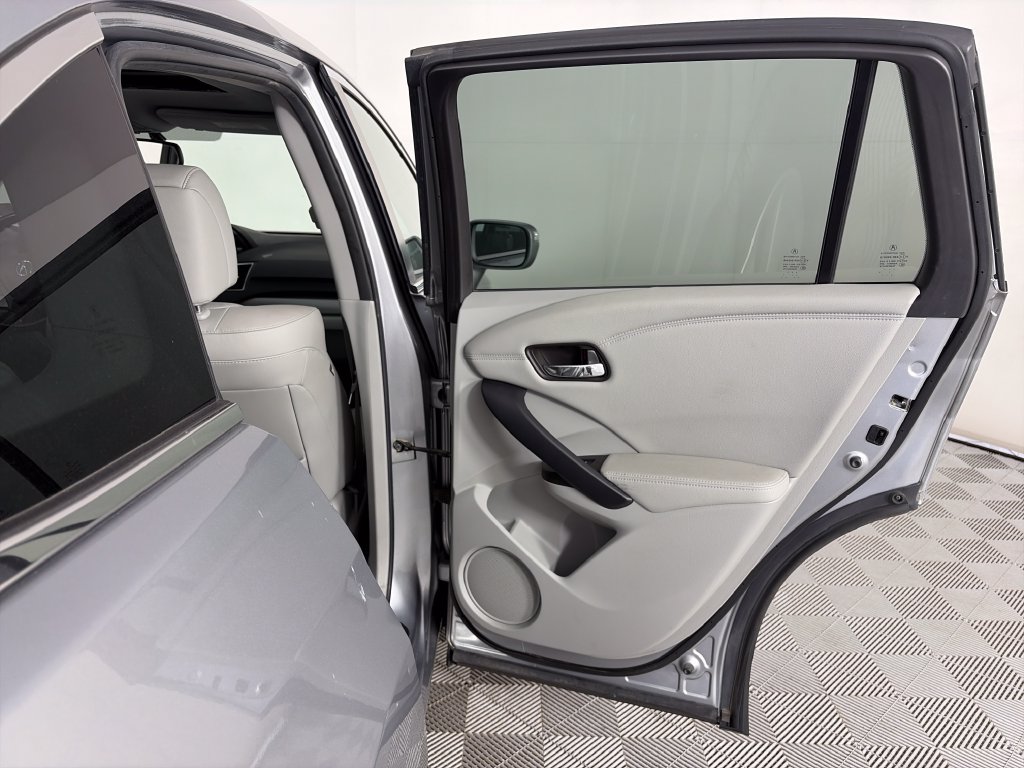 Used 2018 Acura RDX w/ Technology Package AWD/4WD image 29