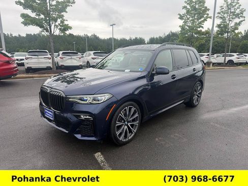 Used 2022 BMW X7 M50i w/ Dynamic Handling Package AWD/4WD image 3