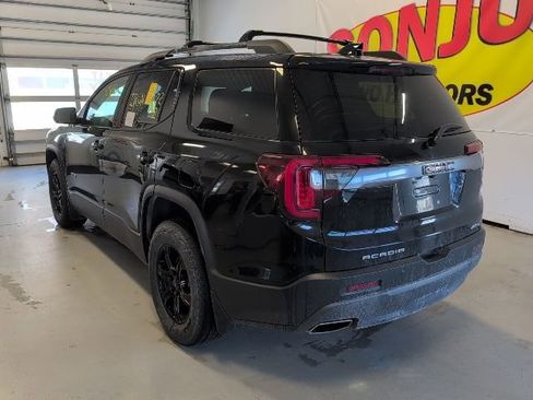 Used 2022 GMC Acadia AT4 image 3
