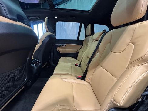 Used 2025 Volvo XC90 B6 Ultra w/ Protection Package image 23