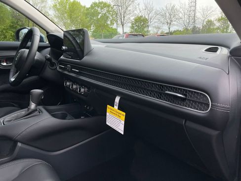 New 2026 Honda HR-V EX-L image 35