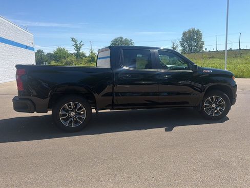 Used 2023 Chevrolet Silverado 1500 RST w/ Z71 Off-Road Package AWD/4WD image 6