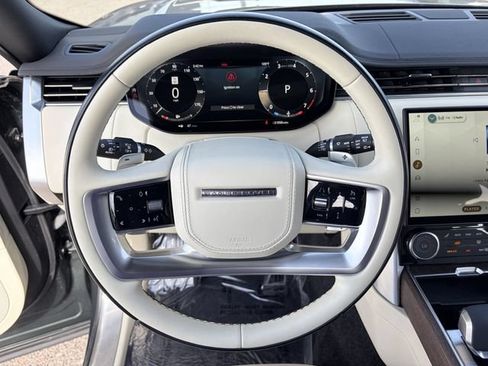 Used 2023 Land Rover Range Rover SE AWD/4WD image 8