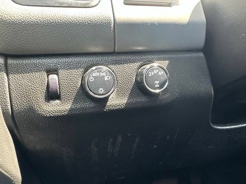Used 2017 Chevrolet Colorado W/T w/ Custom Special Edition AWD/4WD image 19