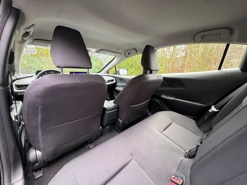 Used 2024 Toyota Prius LE image 8