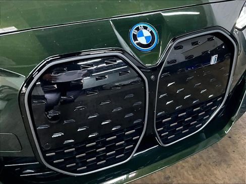 Used 2024 BMW i4 eDrive35 w/ M Sport Package RWD image 32