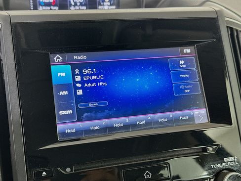Used 2019 Subaru Forester Premium AWD/4WD image 21