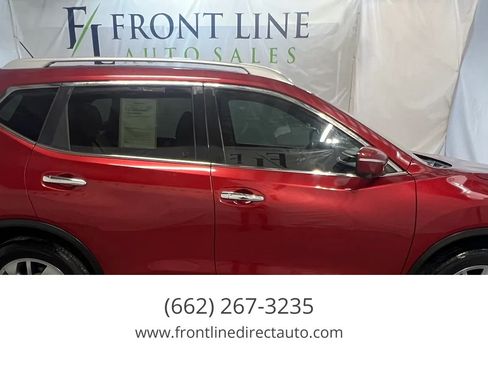 Used 2015 Nissan Rogue SL w/ SL Premium Package FWD image 8