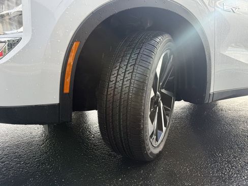 Used 2025 Mitsubishi Outlander SE image 34