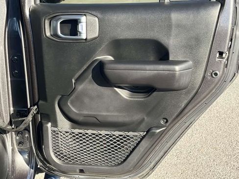 Used 2021 Jeep Wrangler Unlimited Sport image 22