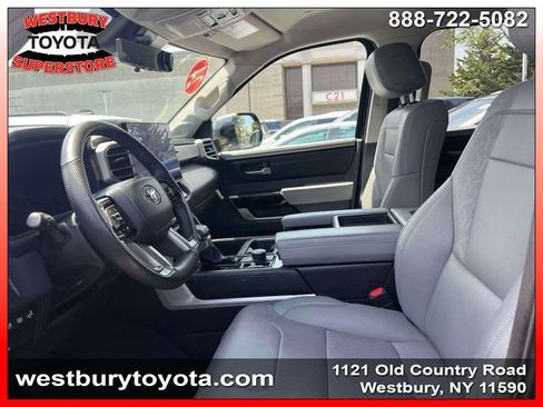 Used 2024 Toyota Tundra Limited AWD/4WD image 18