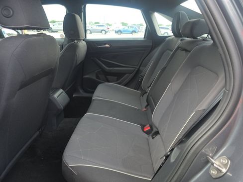 Used 2025 Volkswagen Jetta Sport FWD image 4