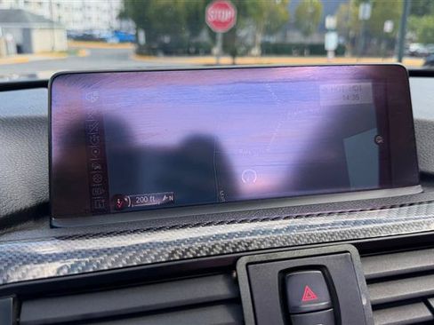 Used 2015 BMW M4 Convertible RWD image 19