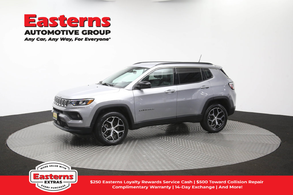 Used 2024 Jeep Compass Latitude AWD/4WD image 58