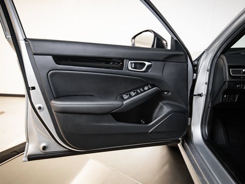 Used 2025 Honda Civic Sport image 23