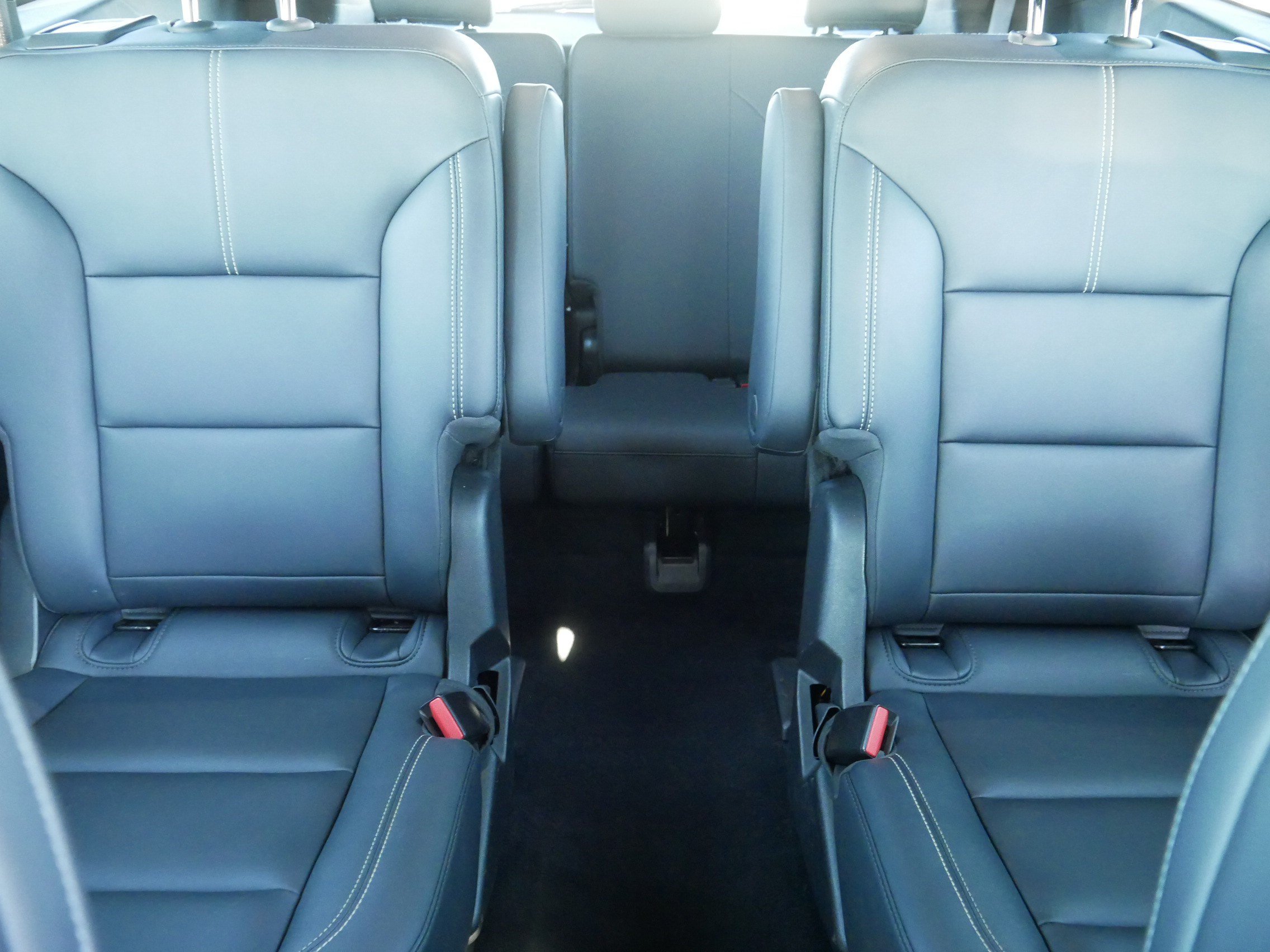 Used 2024 GMC Acadia Elevation AWD/4WD image 13