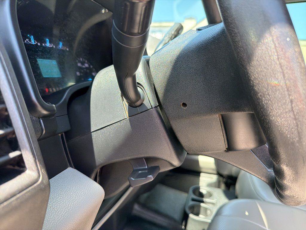 Used 2019 Ford F250 XL w/ Power Equipment Group AWD/4WD image 49