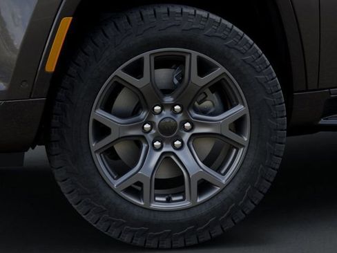 New 2026 Jeep Grand Wagoneer 4WD image 8