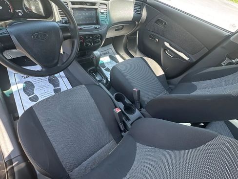 Used 2009 Kia Rio LX FWD image 10