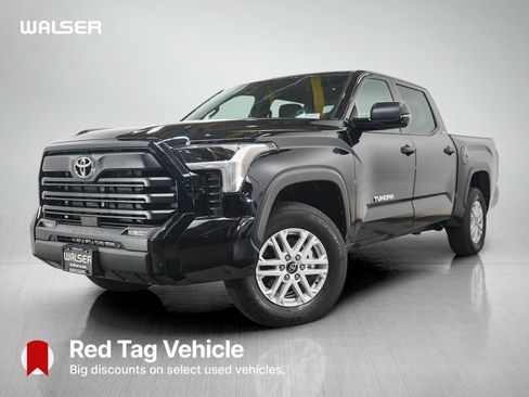 Used 2026 Toyota Tundra SR5 w/ SR5 Convenience Package AWD/4WD image 1