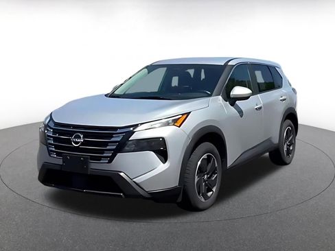 Used 2025 Nissan Rogue SV AWD/4WD image 7