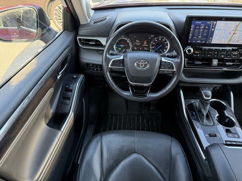 Used 2022 Toyota Highlander Limited image 20