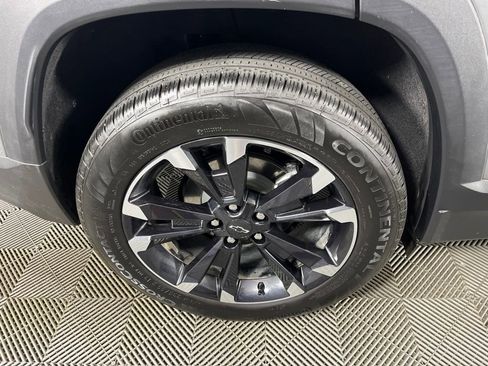 Certified 2025 Chevrolet Equinox RS w/ Convenience Package III AWD/4WD image 14