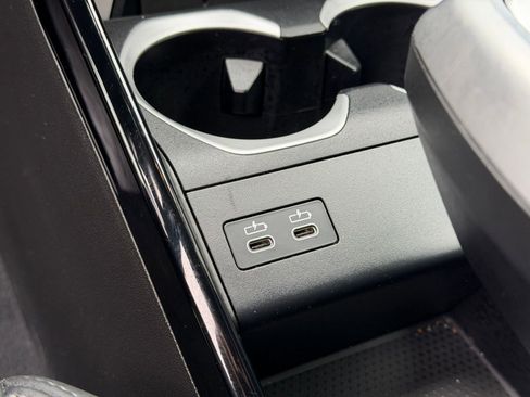 Certified 2025 BMW X1 xDrive28i w/ Premium Package image 25