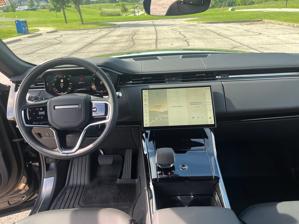 New 2026 Land Rover Range Rover Sport SE AWD/4WD image 13