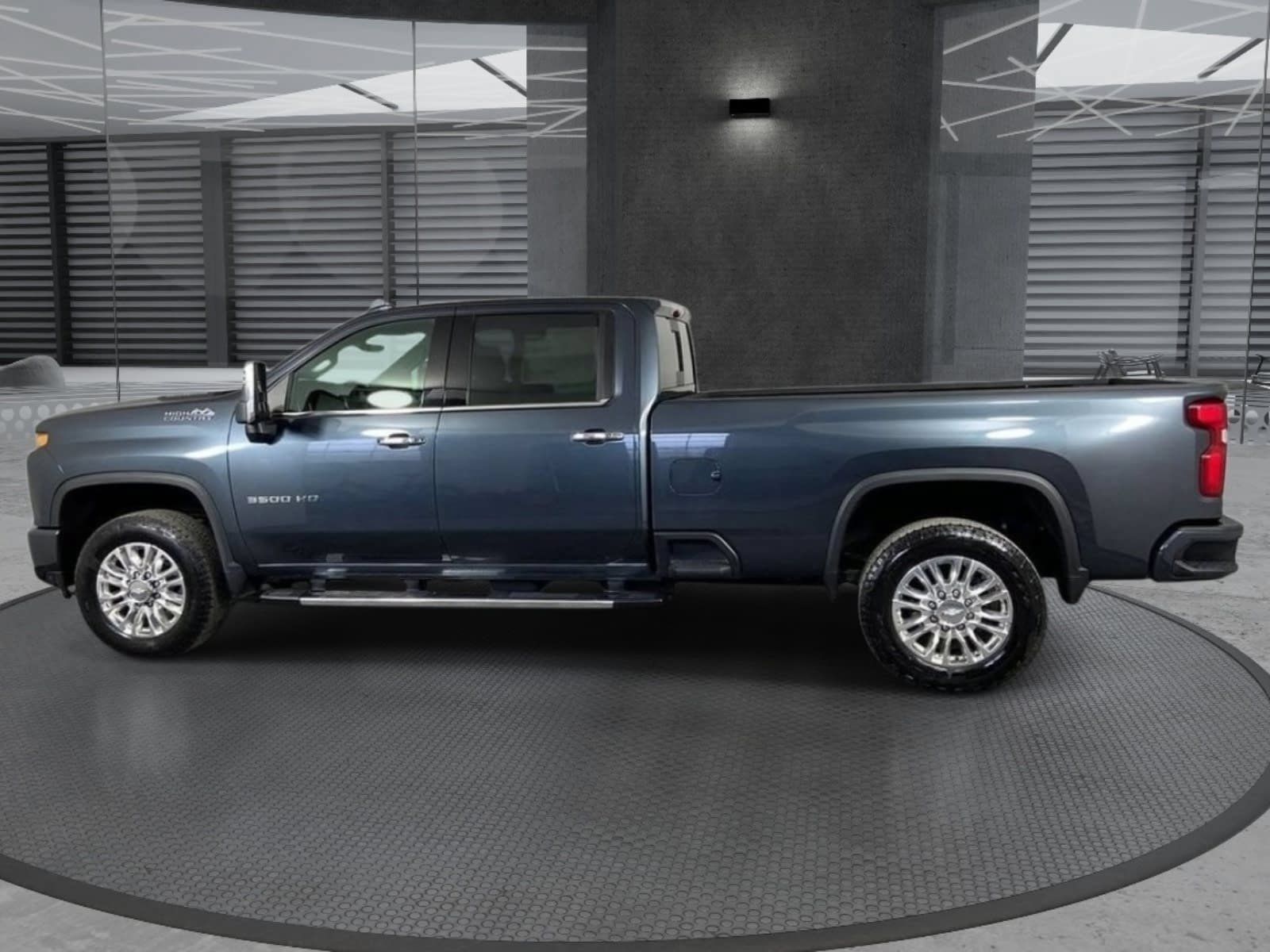 Used 2020 Chevrolet Silverado 3500 High Country AWD/4WD image 8