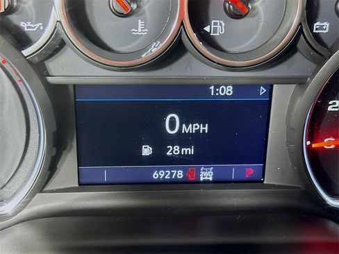 Used 2021 Chevrolet Silverado 1500 LT Trail Boss w/ Convenience Package II image 22