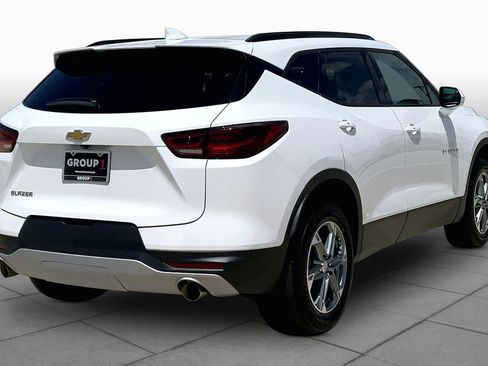 Used 2023 Chevrolet Blazer LT w/ Convenience Package FWD image 13